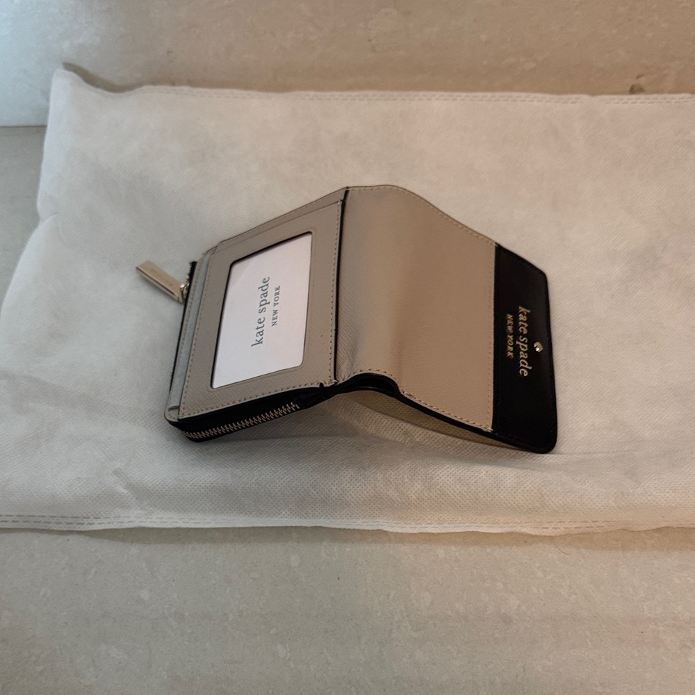 Kate Spade Elegant Black and Cream Wallet